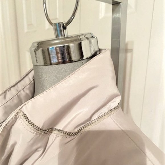 Trench Coat Belted Dawn Levy "Kendra" - EUC - Picture 11 of 15